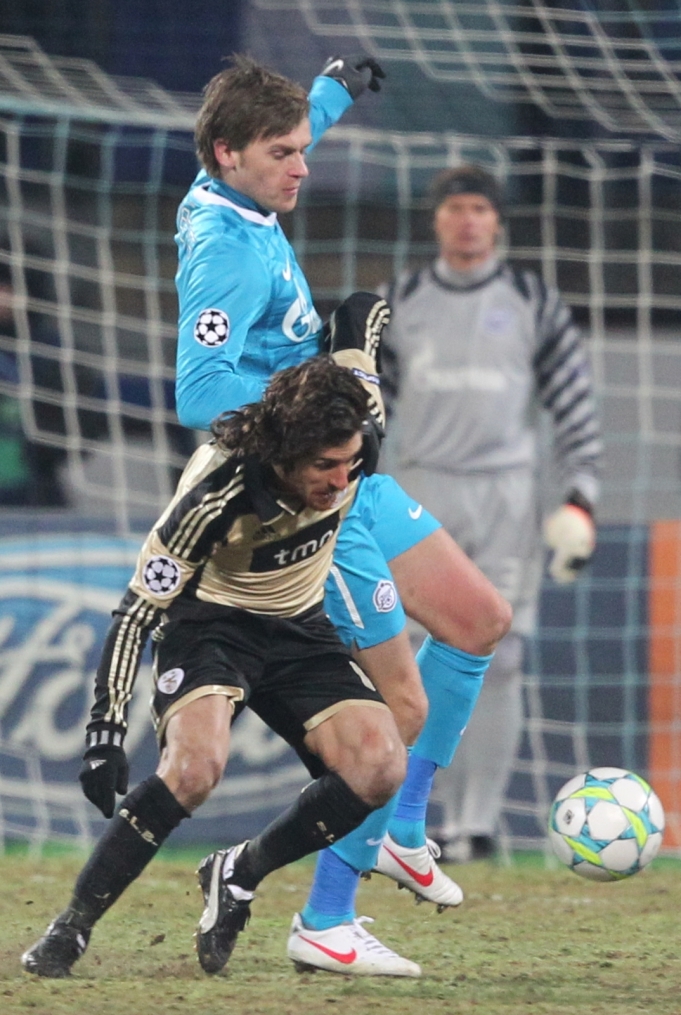 Лиги чемпионов УЕФА 2011/2012, Зенит—Бенфика