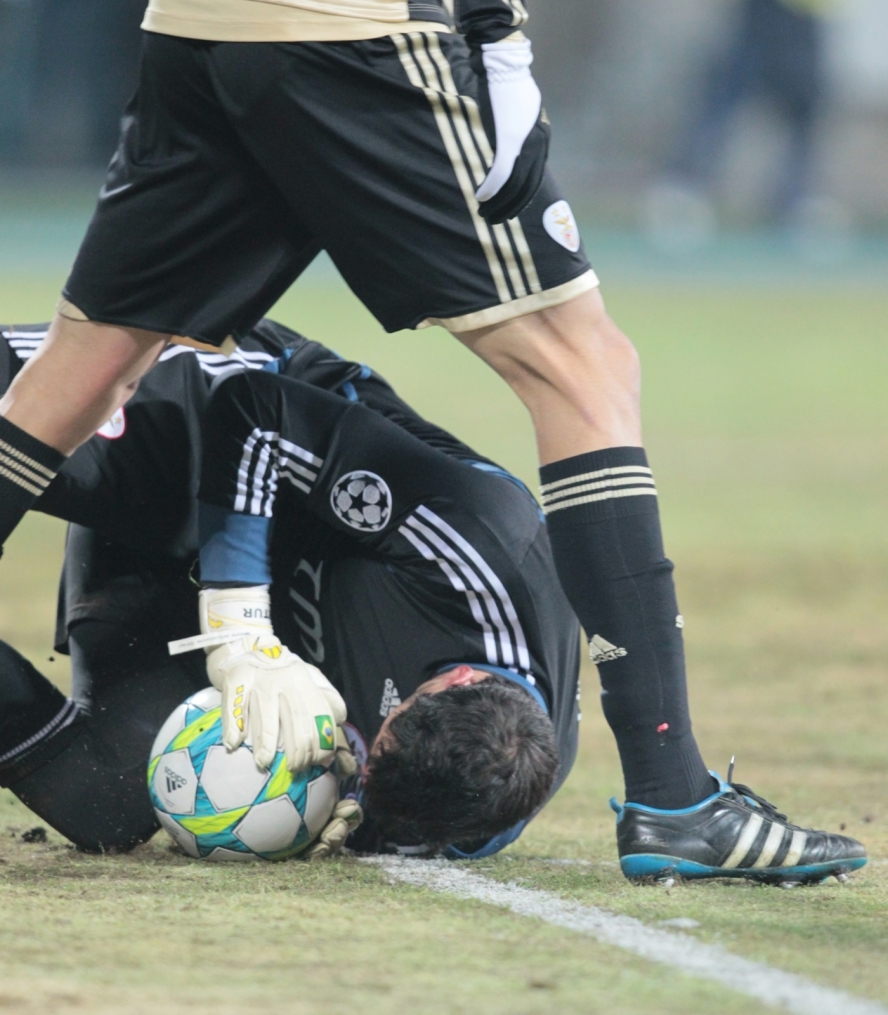 Лиги чемпионов УЕФА 2011/2012, Зенит—Бенфика