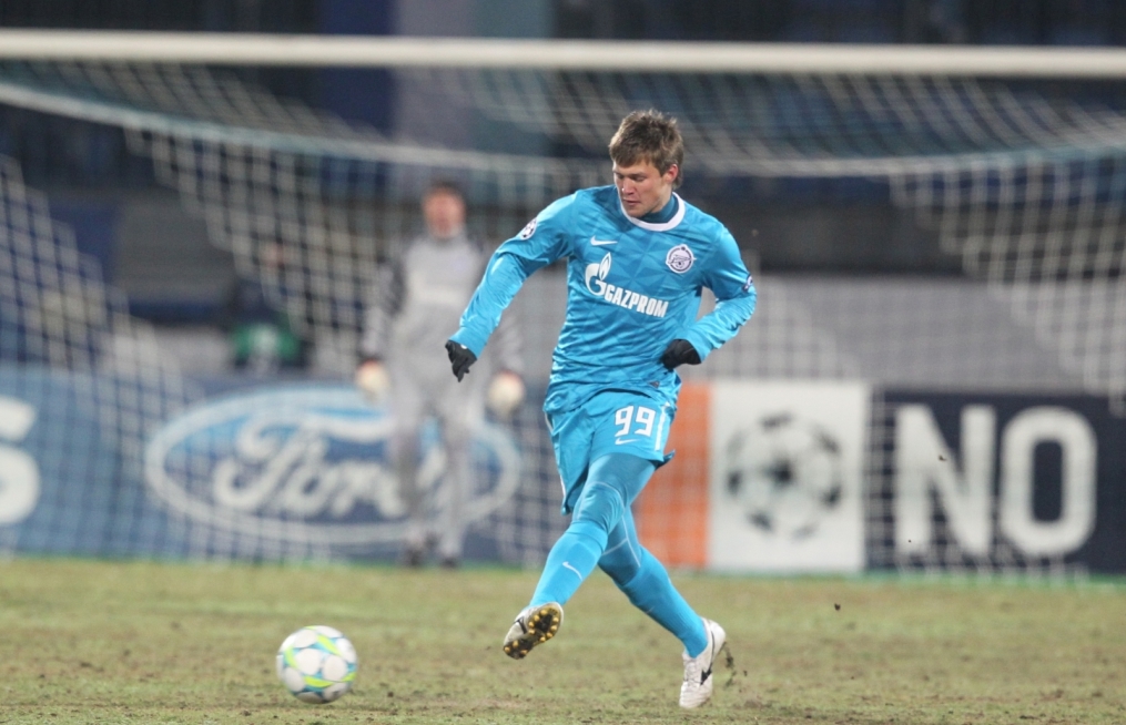 Лиги чемпионов УЕФА 2011/2012, Зенит—Бенфика