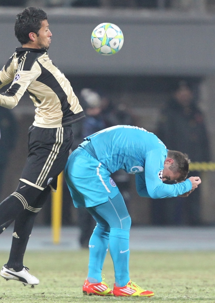 Лиги чемпионов УЕФА 2011/2012, Зенит—Бенфика