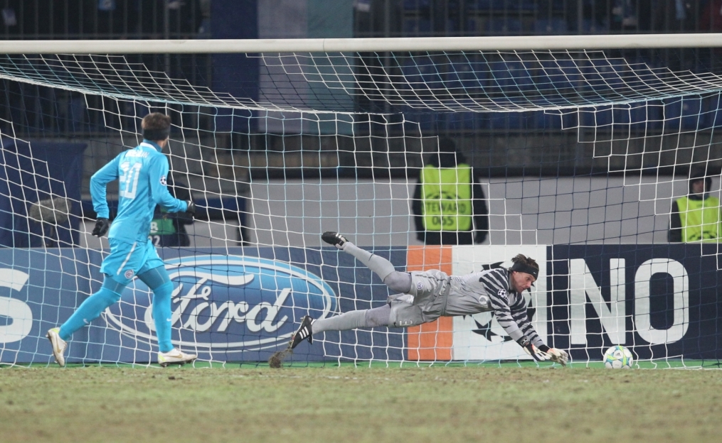 Лиги чемпионов УЕФА 2011/2012, Зенит—Бенфика