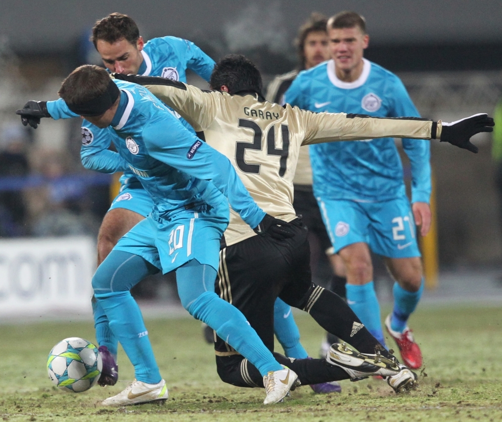 Лиги чемпионов УЕФА 2011/2012, Зенит—Бенфика