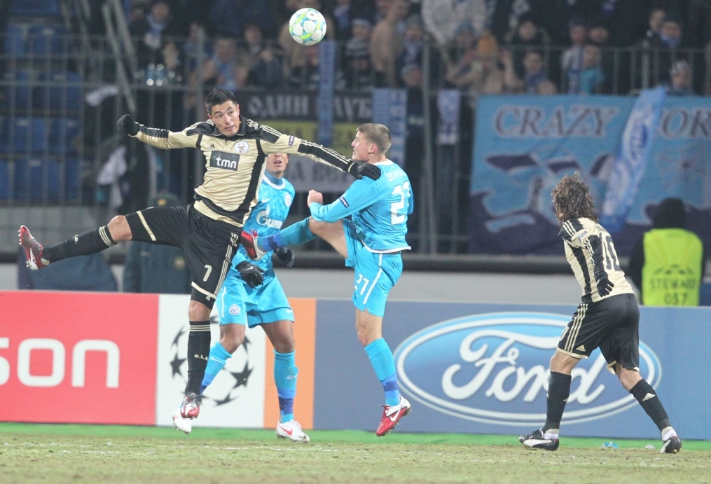 Лиги чемпионов УЕФА 2011/2012, Зенит—Бенфика