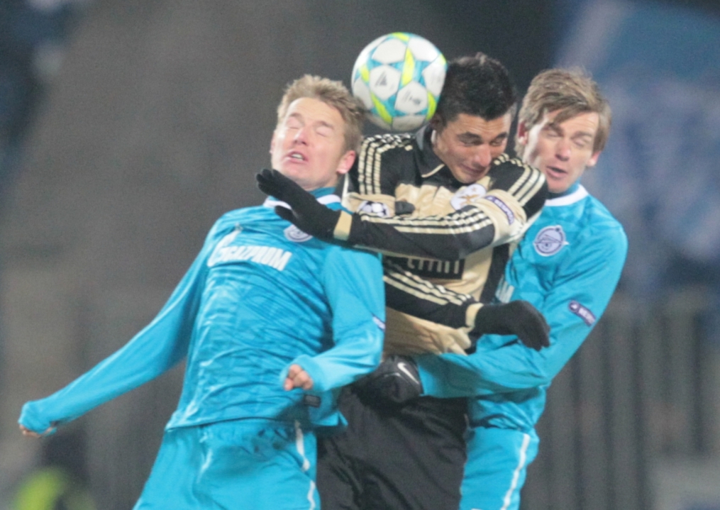 Лиги чемпионов УЕФА 2011/2012, Зенит—Бенфика