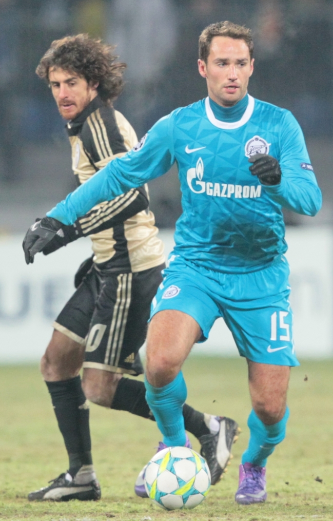 Лиги чемпионов УЕФА 2011/2012, Зенит—Бенфика