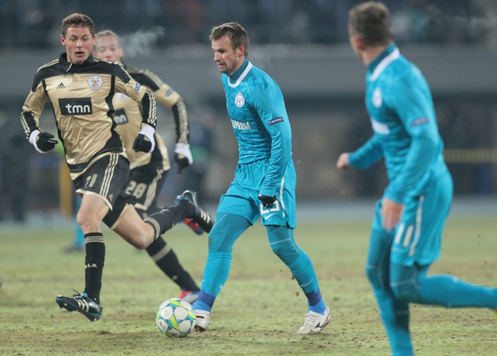 Лиги чемпионов УЕФА 2011/2012, Зенит—Бенфика