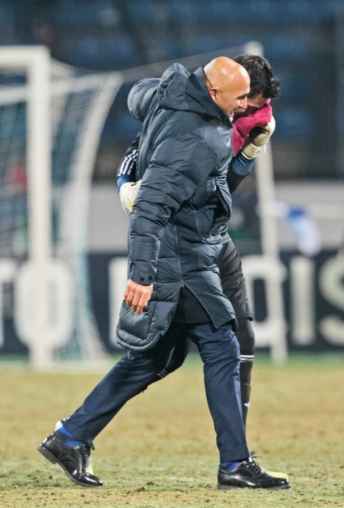 Лиги чемпионов УЕФА 2011/2012, Зенит—Бенфика