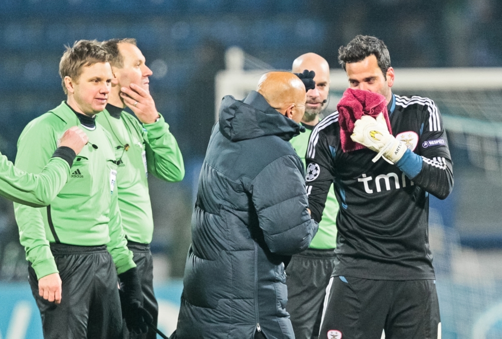 Лиги чемпионов УЕФА 2011/2012, Зенит—Бенфика