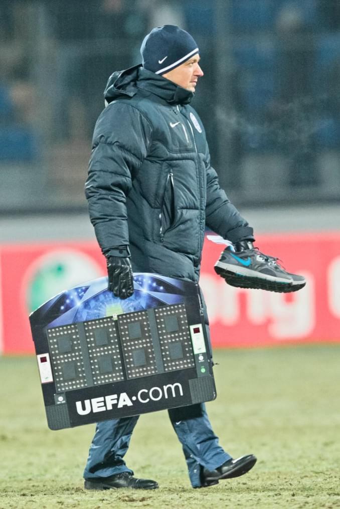 Лиги чемпионов УЕФА 2011/2012, Зенит—Бенфика