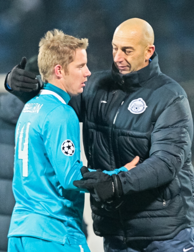 Лиги чемпионов УЕФА 2011/2012, Зенит—Бенфика