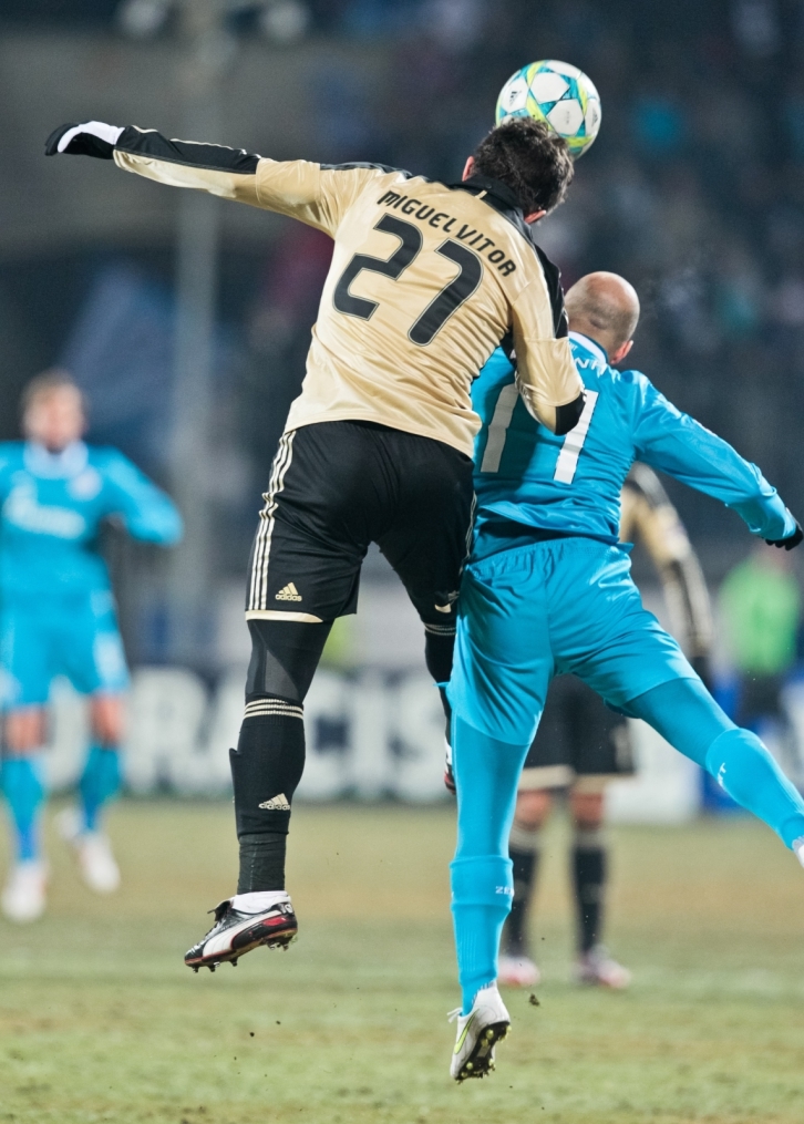 Лиги чемпионов УЕФА 2011/2012, Зенит—Бенфика