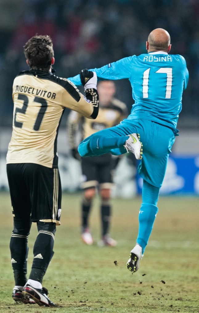 Лиги чемпионов УЕФА 2011/2012, Зенит—Бенфика