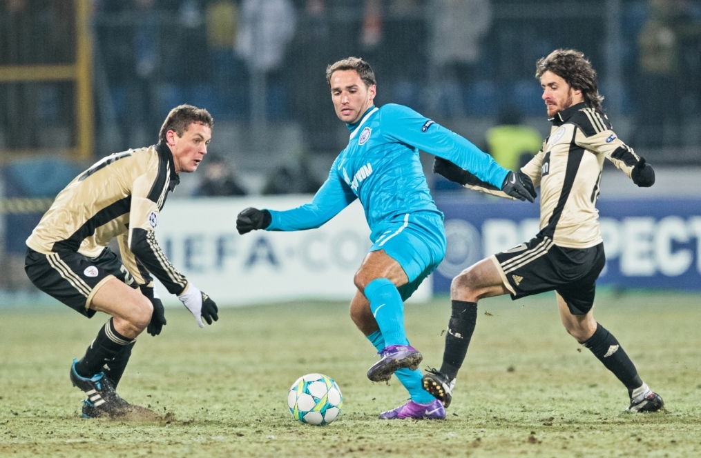 Лиги чемпионов УЕФА 2011/2012, Зенит—Бенфика