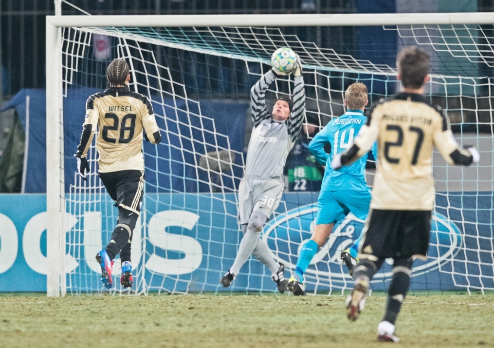 Лиги чемпионов УЕФА 2011/2012, Зенит—Бенфика