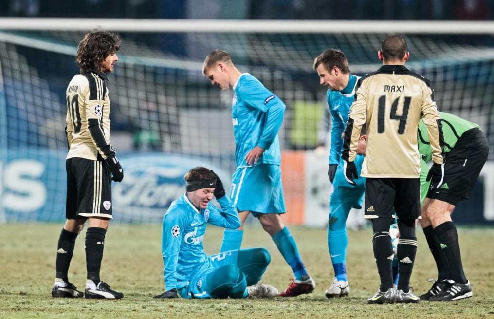 Лиги чемпионов УЕФА 2011/2012, Зенит—Бенфика