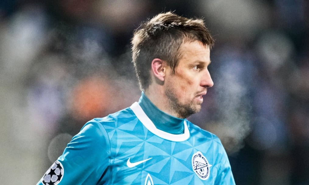 Лиги чемпионов УЕФА 2011/2012, Зенит—Бенфика