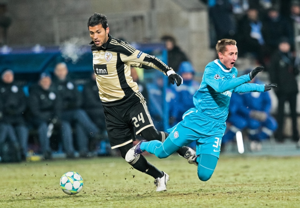 Лиги чемпионов УЕФА 2011/2012, Зенит—Бенфика