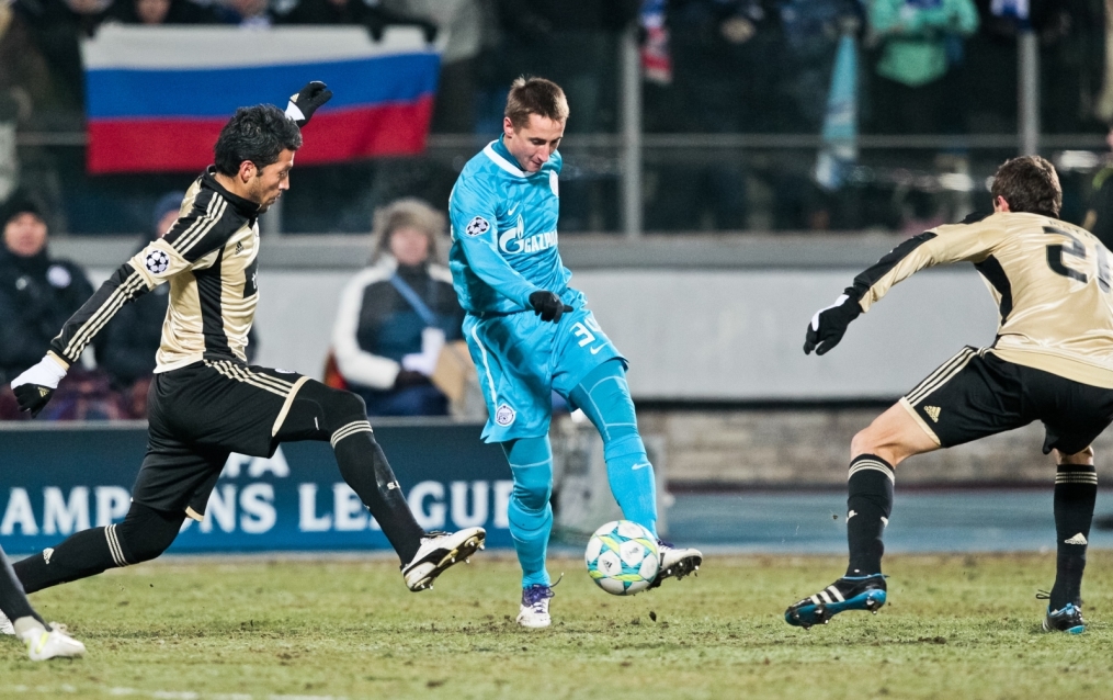 Лиги чемпионов УЕФА 2011/2012, Зенит—Бенфика