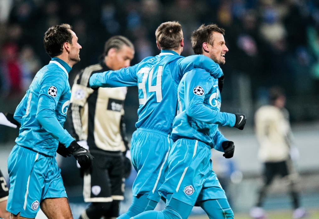 Лиги чемпионов УЕФА 2011/2012, Зенит—Бенфика