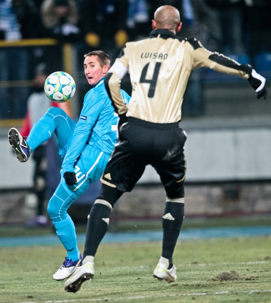 Лиги чемпионов УЕФА 2011/2012, Зенит—Бенфика