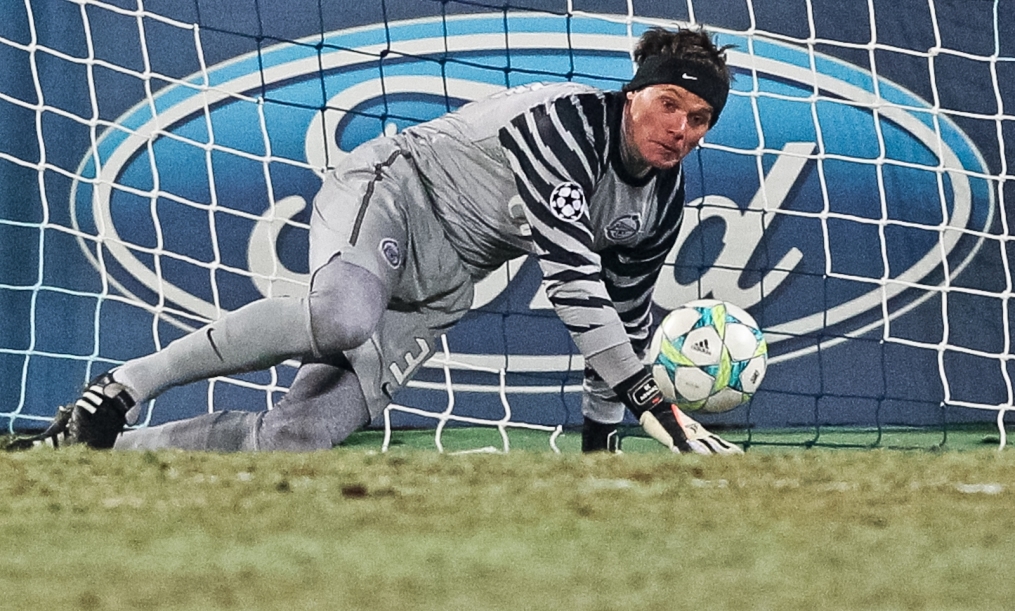 Лиги чемпионов УЕФА 2011/2012, Зенит—Бенфика