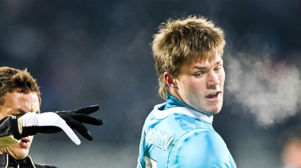 Лиги чемпионов УЕФА 2011/2012, Зенит—Бенфика