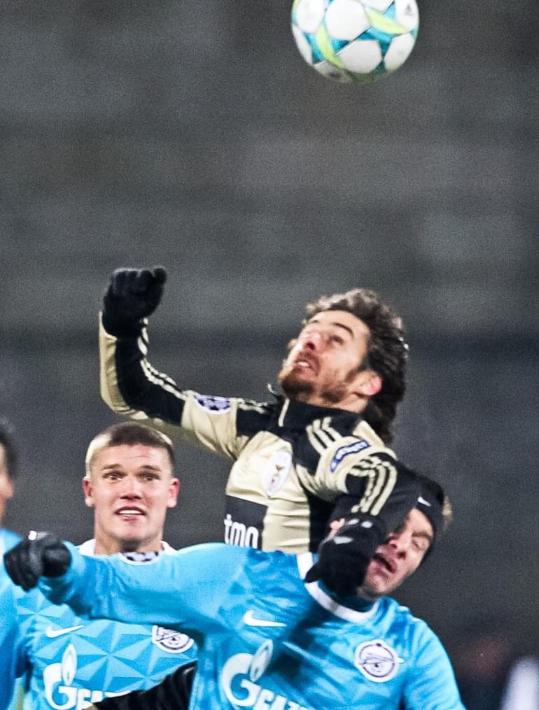 Лиги чемпионов УЕФА 2011/2012, Зенит—Бенфика