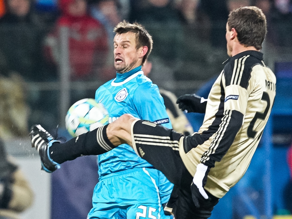 Лиги чемпионов УЕФА 2011/2012, Зенит—Бенфика