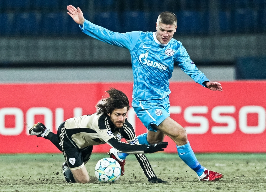 Лиги чемпионов УЕФА 2011/2012, Зенит—Бенфика