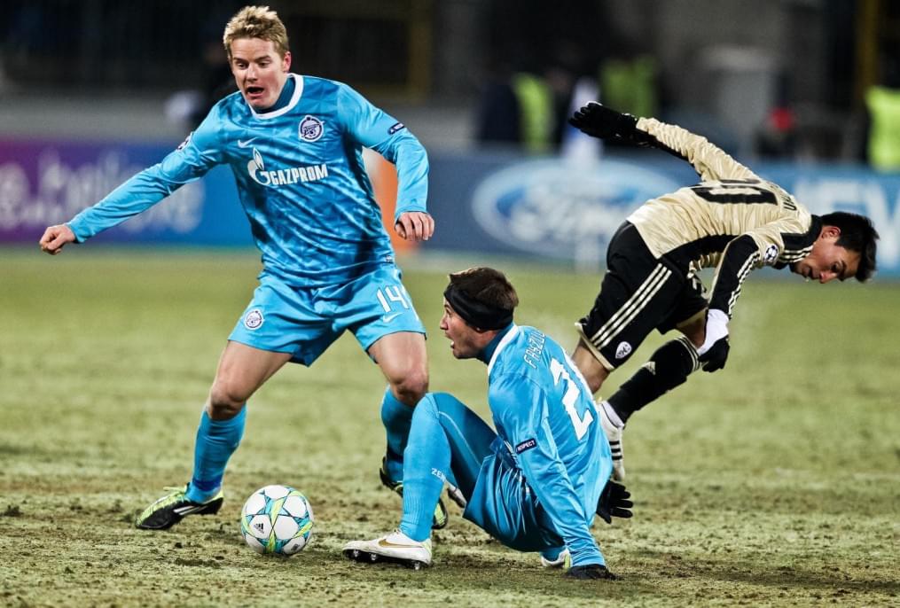 Лиги чемпионов УЕФА 2011/2012, Зенит—Бенфика