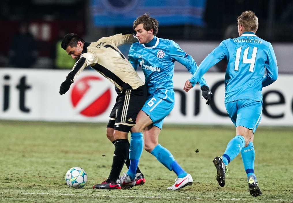 Лиги чемпионов УЕФА 2011/2012, Зенит—Бенфика