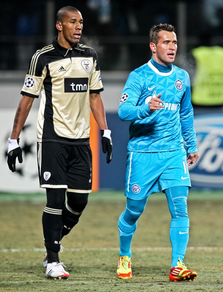 Лиги чемпионов УЕФА 2011/2012, Зенит—Бенфика