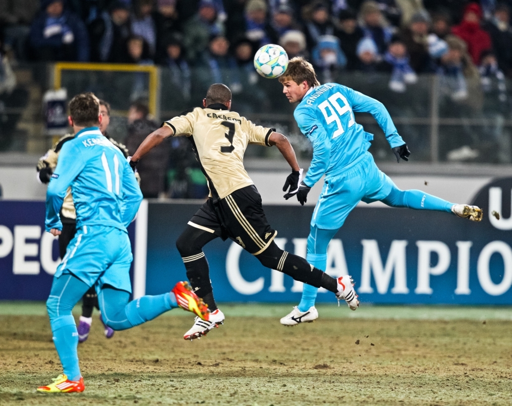 Лиги чемпионов УЕФА 2011/2012, Зенит—Бенфика