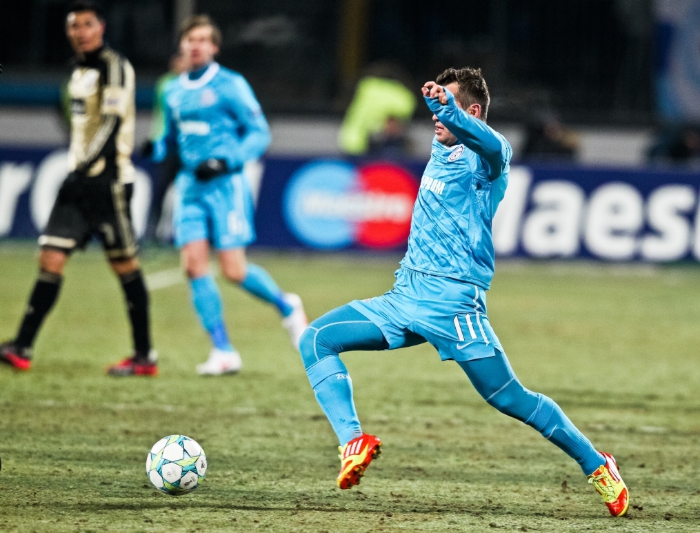 Лиги чемпионов УЕФА 2011/2012, Зенит—Бенфика