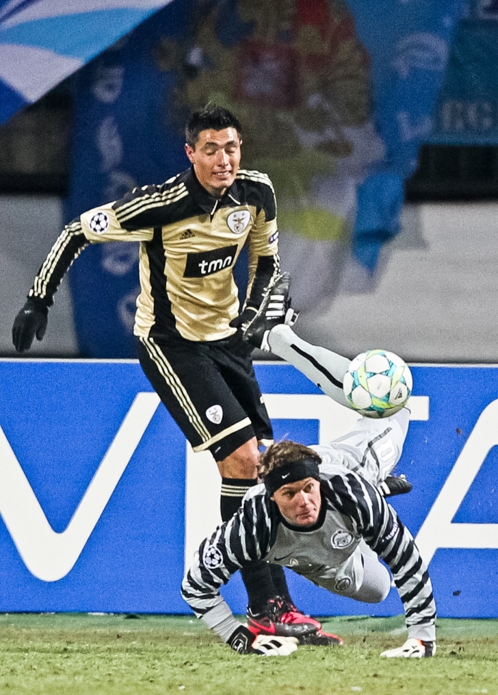 Лиги чемпионов УЕФА 2011/2012, Зенит—Бенфика