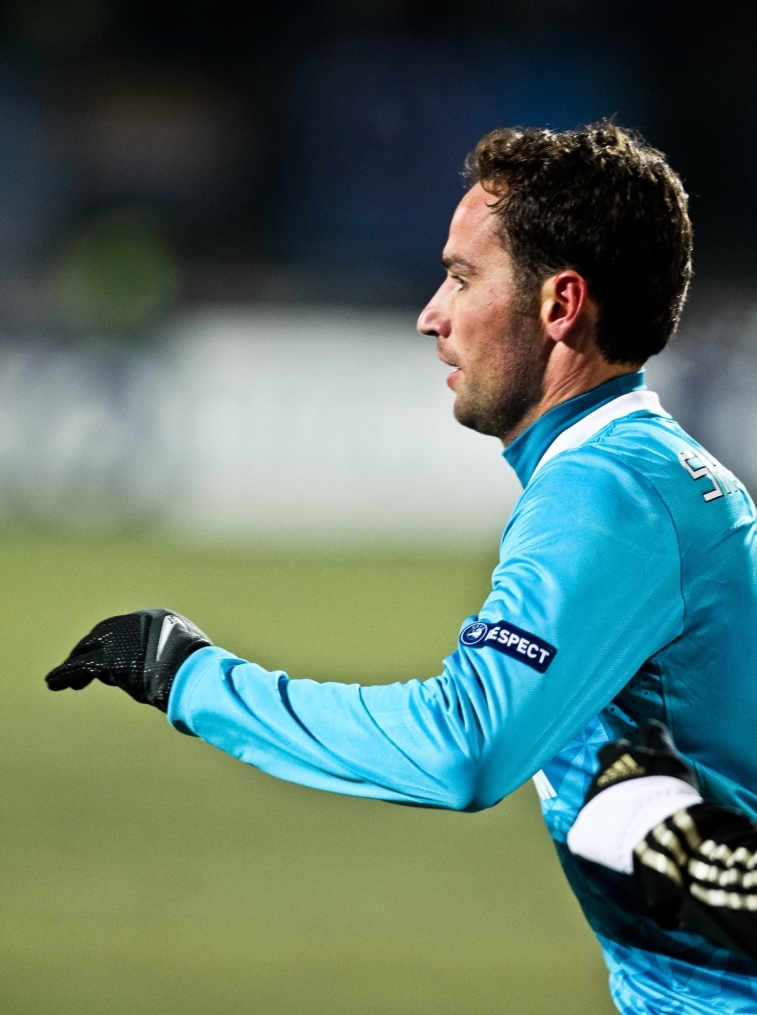 Лиги чемпионов УЕФА 2011/2012, Зенит—Бенфика