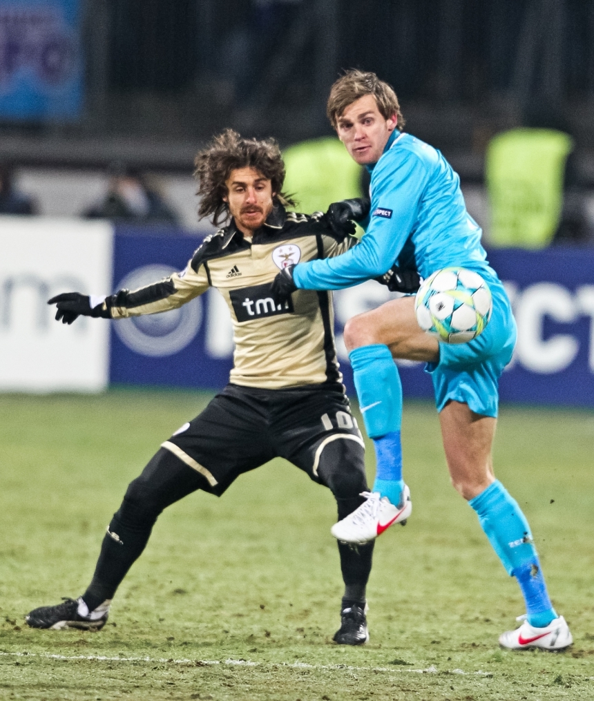 Лиги чемпионов УЕФА 2011/2012, Зенит—Бенфика