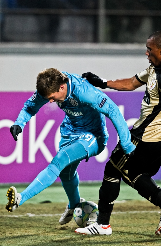 Лиги чемпионов УЕФА 2011/2012, Зенит—Бенфика