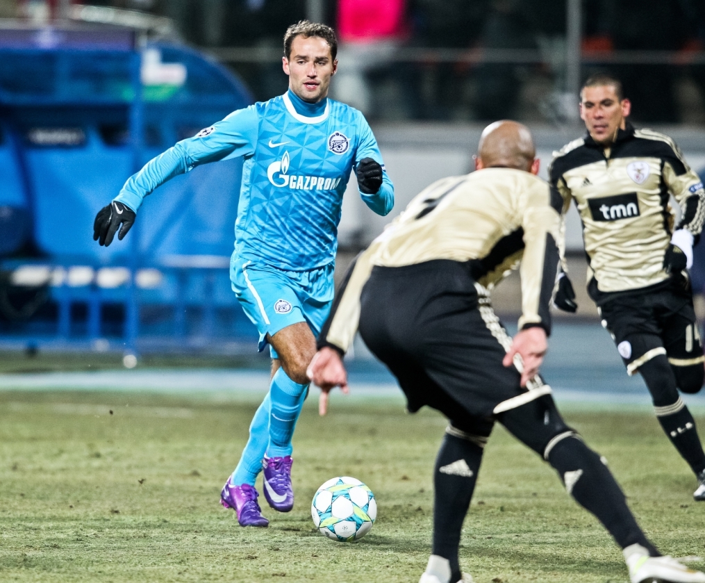 Лиги чемпионов УЕФА 2011/2012, Зенит—Бенфика