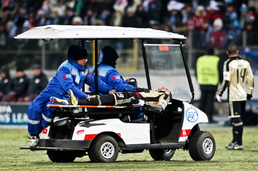 Лиги чемпионов УЕФА 2011/2012, Зенит—Бенфика