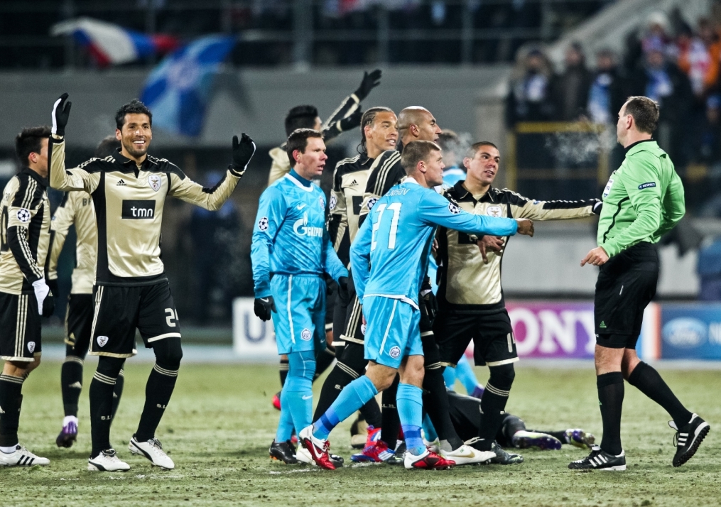 Лиги чемпионов УЕФА 2011/2012, Зенит—Бенфика