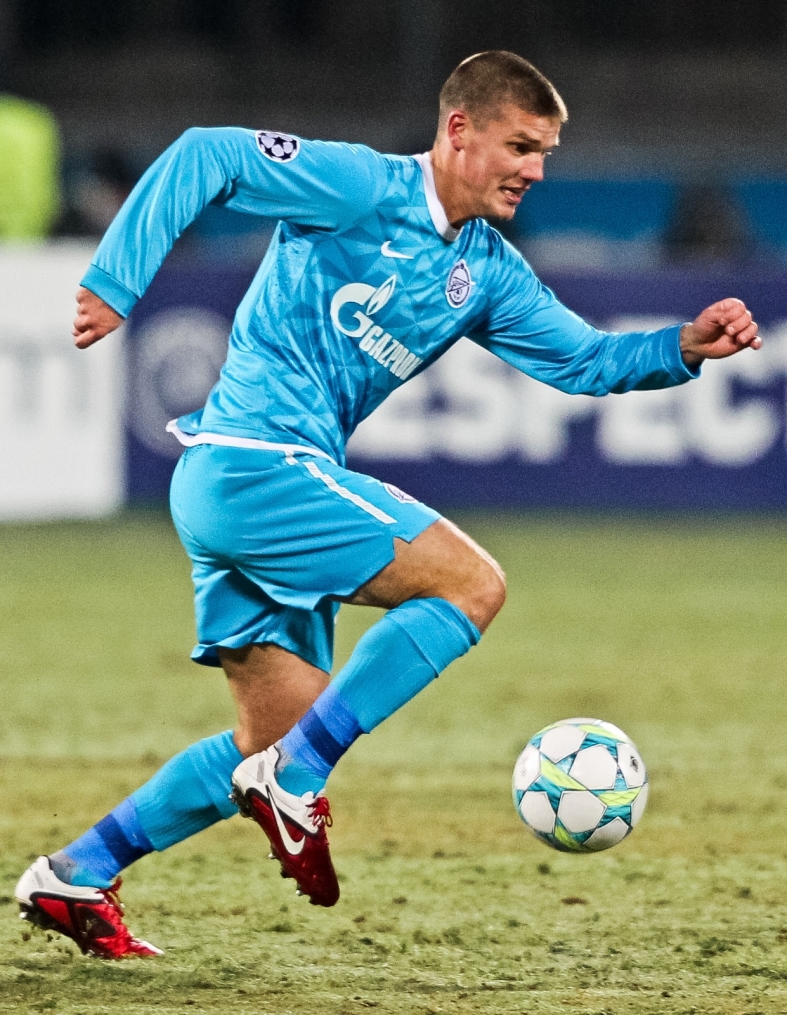 Лиги чемпионов УЕФА 2011/2012, Зенит—Бенфика