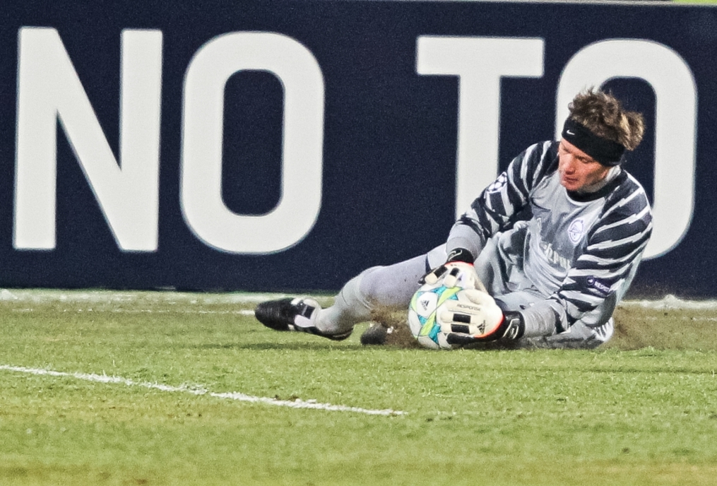 Лиги чемпионов УЕФА 2011/2012, Зенит—Бенфика