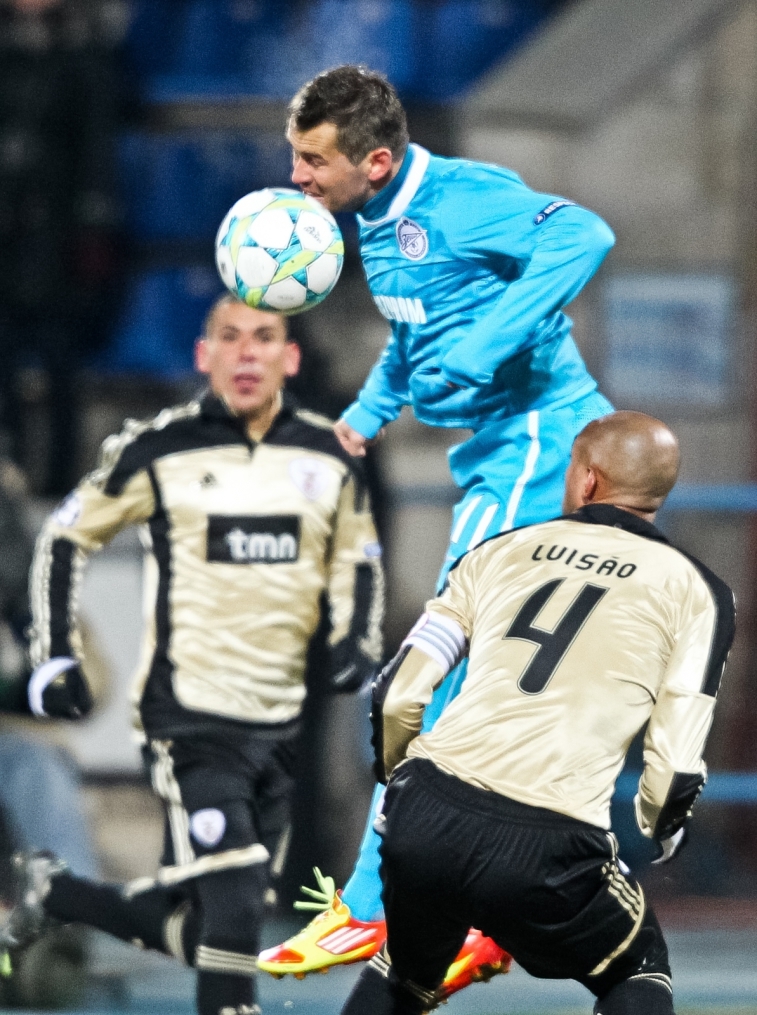 Лиги чемпионов УЕФА 2011/2012, Зенит—Бенфика