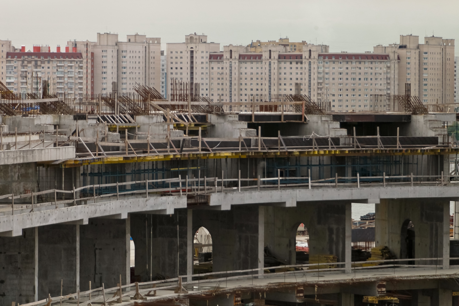 Строительство стадиона «Газпром-Арена», июнь 2012