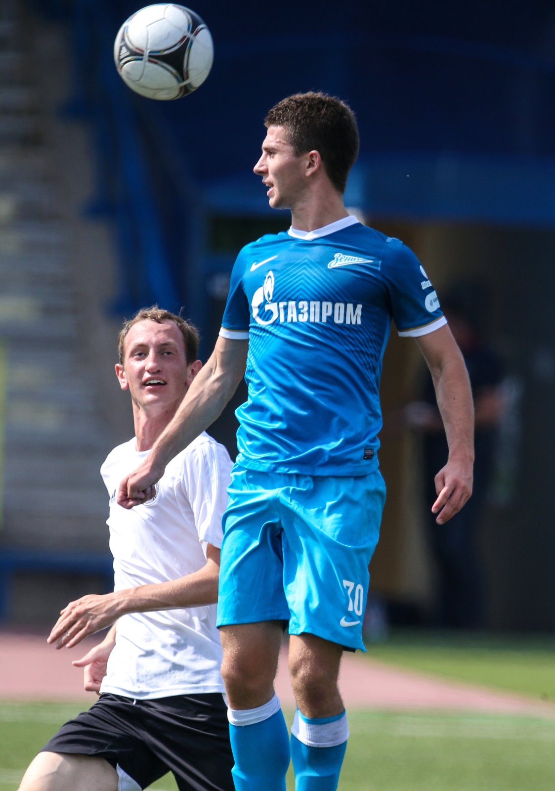 Матч  первенства России среди команд второго дивизиона,  «Зенит-2» — «Торпедо».