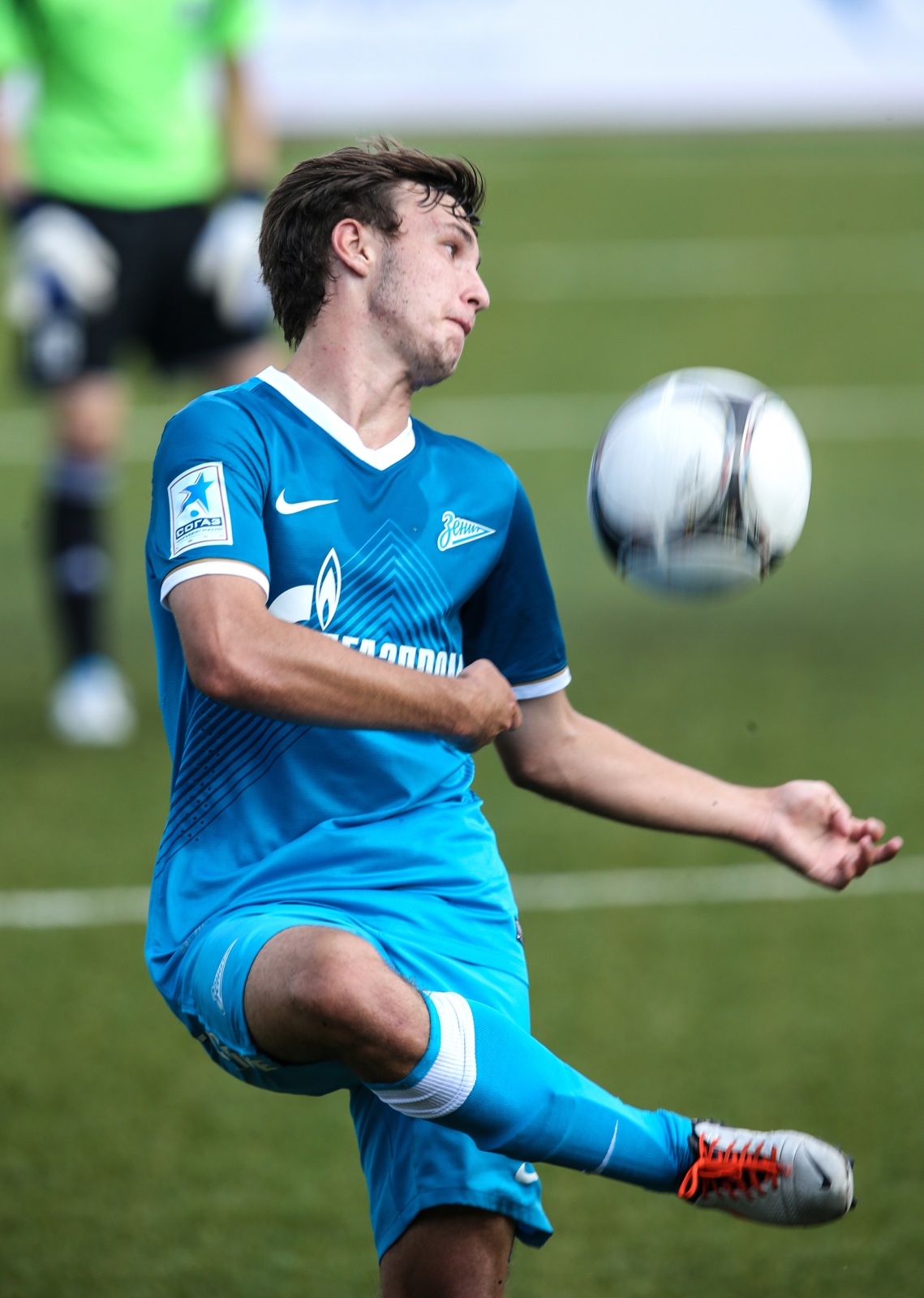 Матч  первенства России среди команд второго дивизиона,  «Зенит-2» — «Торпедо».