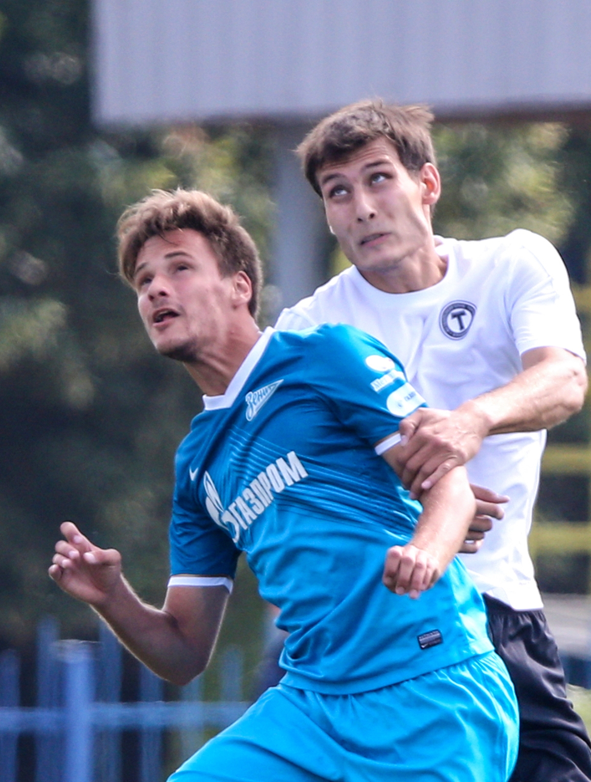 Матч  первенства России среди команд второго дивизиона,  «Зенит-2» — «Торпедо».