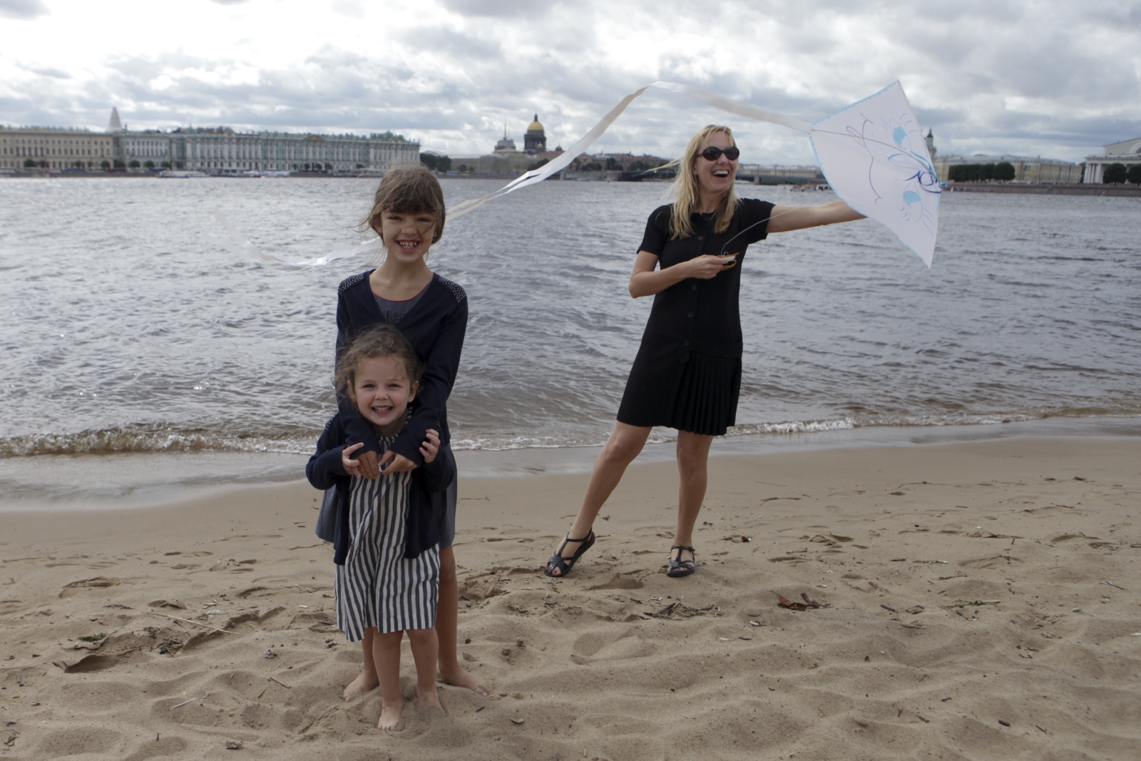 Фан-зона «Зенит» на пляже Петропавловской крепости