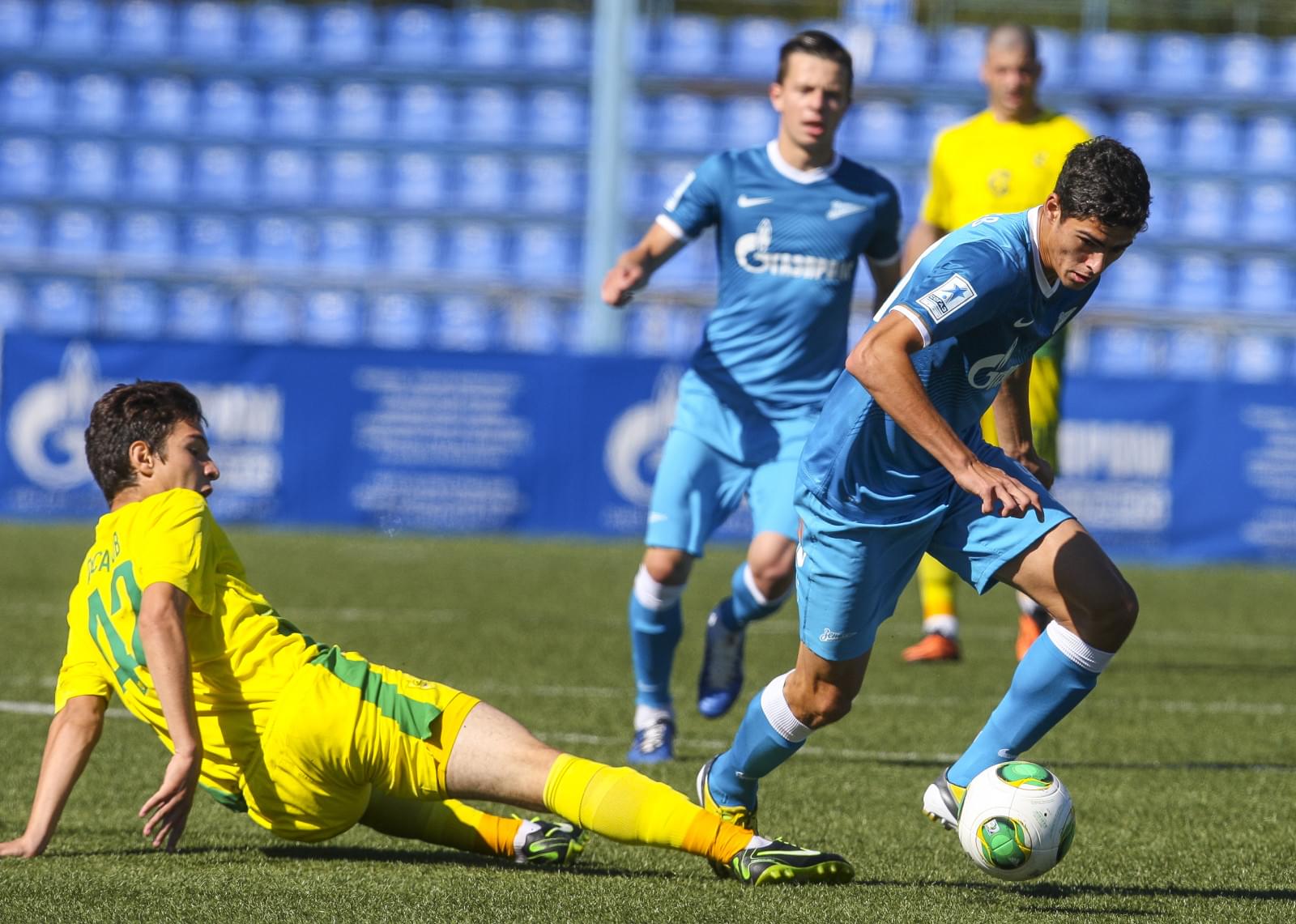 Молодежное первенство России, матч «Зенит» — «Анжи»